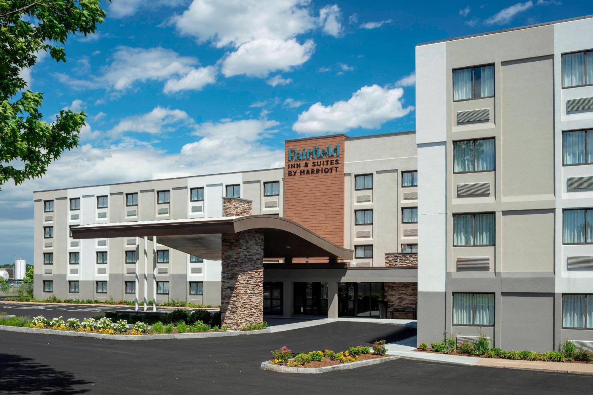 Fairfield Inn & Suites By Marriott Providence Airport Warwick Exterior photo